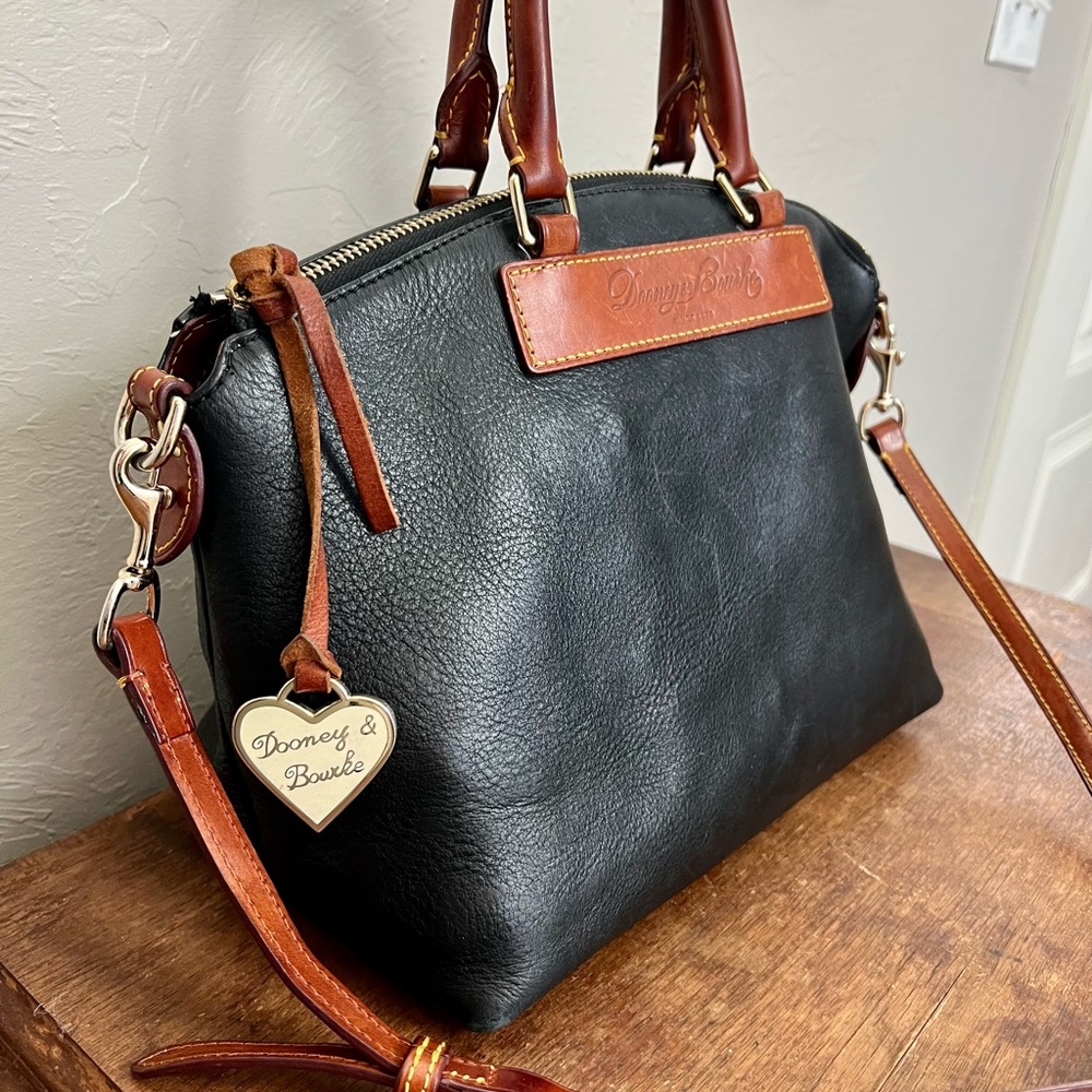 Dooney & Bourke Handbag Satchel